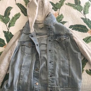 Hinge hooded sweater jacket